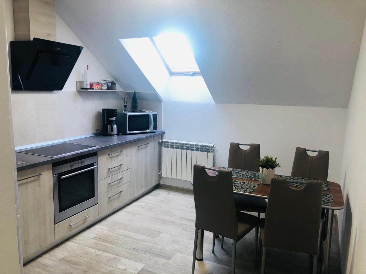 Vila Nona Apartment シビウ エクステリア 写真