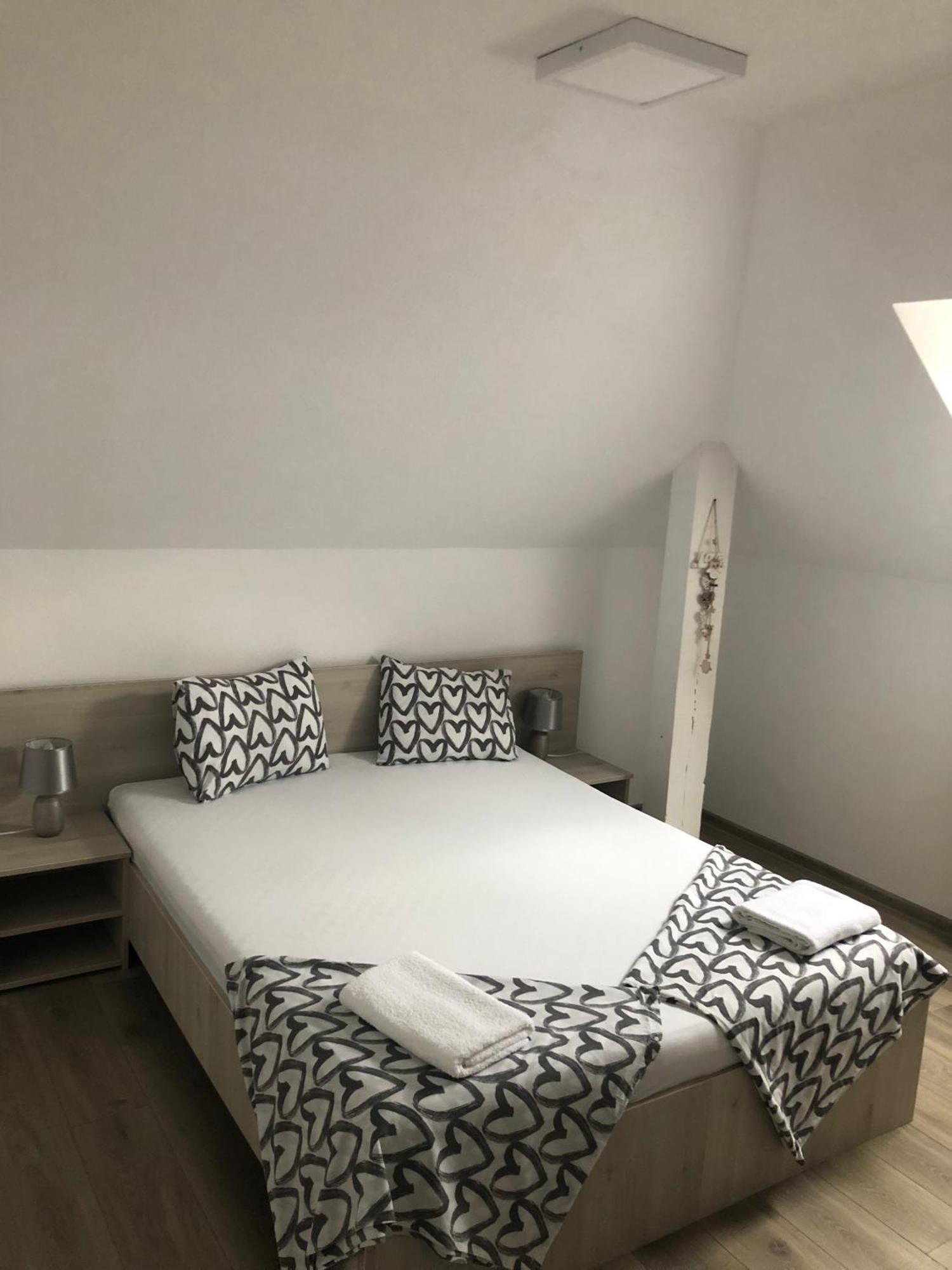 Vila Nona Apartment シビウ エクステリア 写真