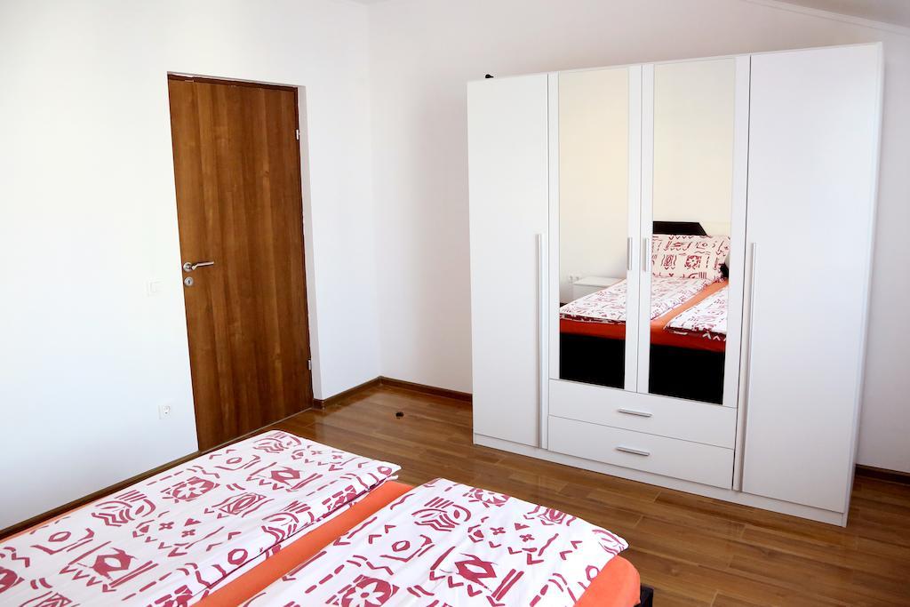 Vila Nona Apartment シビウ 部屋 写真