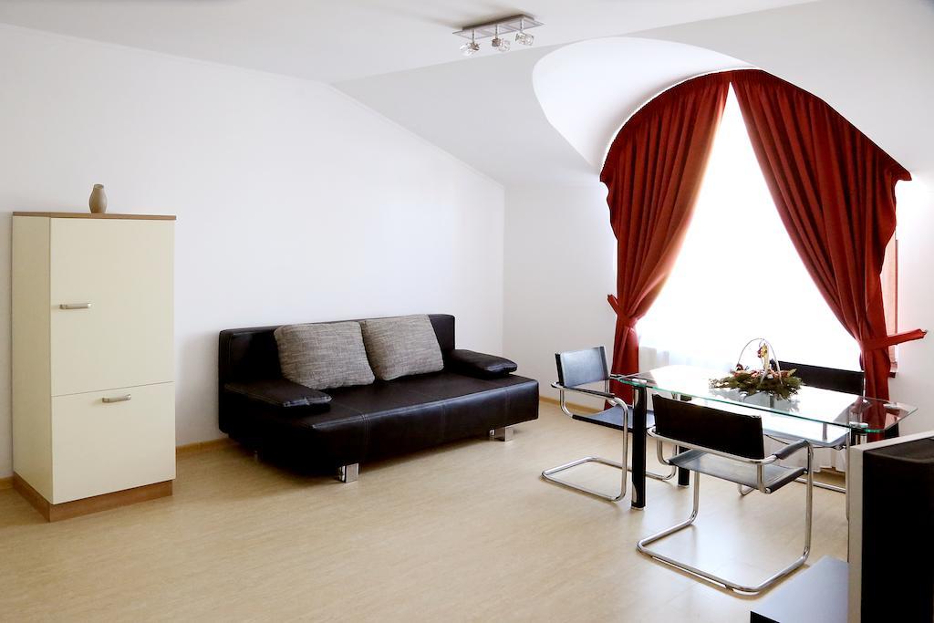 Vila Nona Apartment シビウ 部屋 写真